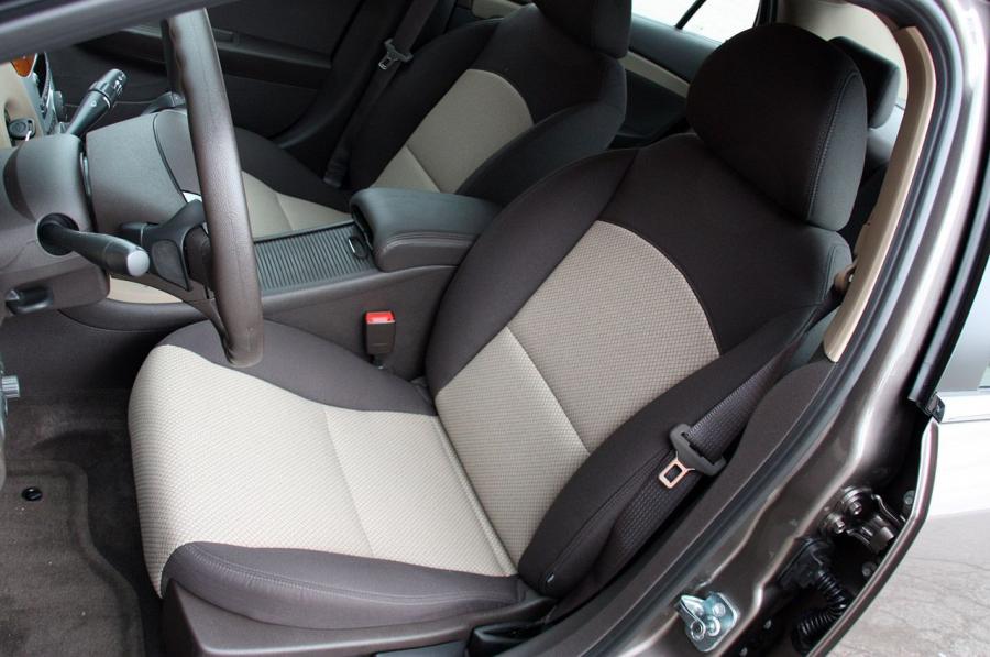  Chevrolet Malibu 2010 года  (фото 20 из 38)